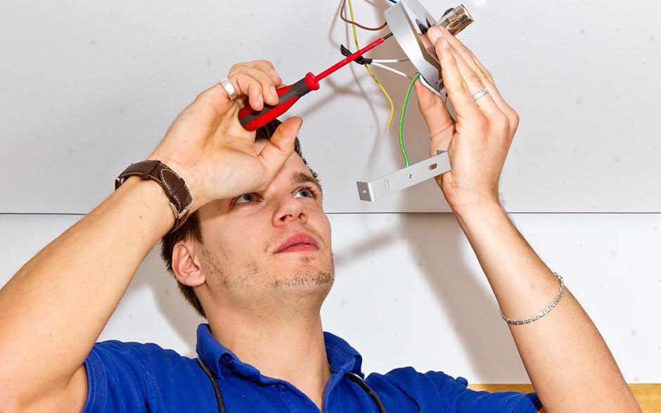 cherche électricien pas cher Marcoussis